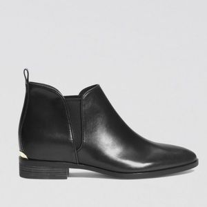 Michael Michael Kors Brandy Flat Black Leather Booties - size 10
